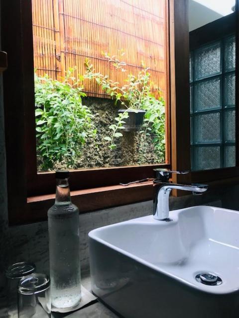 Kayu Bali Hotel Canggu Екстериор снимка